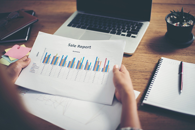 Business model testing and adjustment